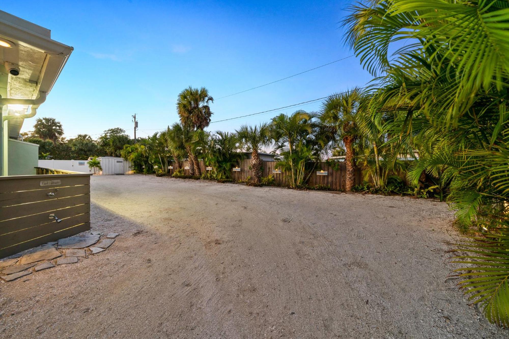 Wonderful Place Wprivate Patio Next To The Beach Cocoa Beach Exteriör bild